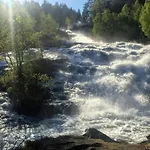 Tatil Evi Family Cluster By Waterfall In Bjorli
