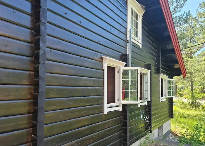 Family Cluster By Waterfall In Dom wakacyjny Bjorli